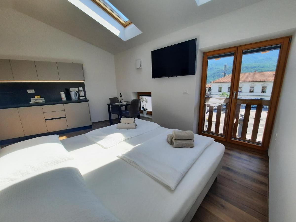 Apartments Hlapi With Spa Кобарид Экстерьер фото