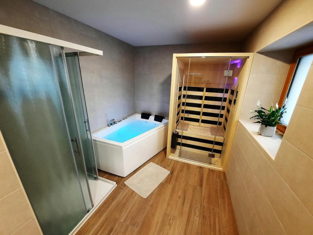 Apartments Hlapi With Spa Кобарид Экстерьер фото