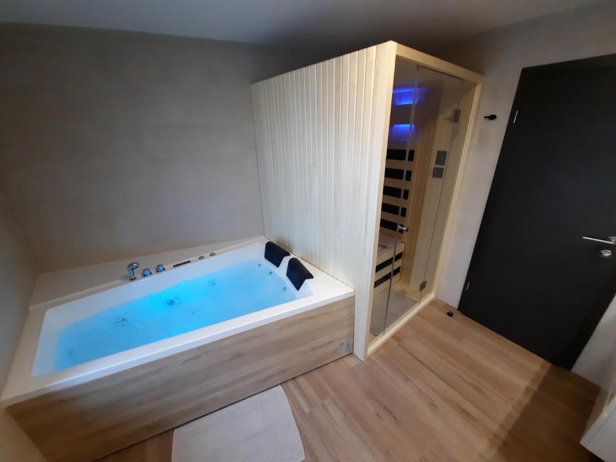 Apartments Hlapi With Spa Кобарид Экстерьер фото